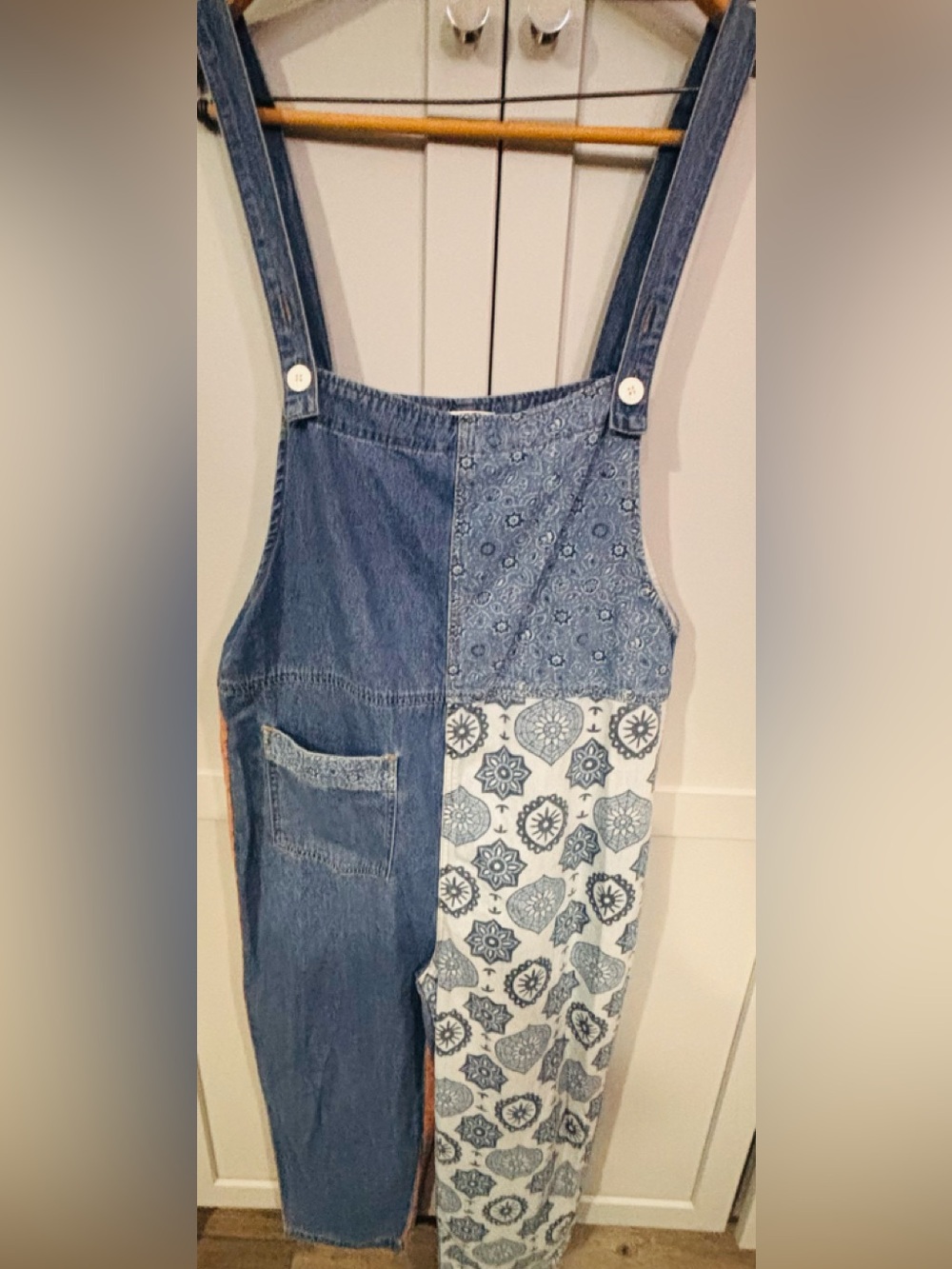 Easel Blue Denim Mixed Print Paisley Patchwork Overalls Jumpsuit Size L NWOT